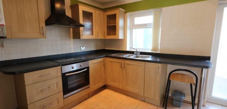 Glastonbury Road, Stretford, M32