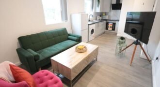 Barlow Moor Road, Chorlton, M21