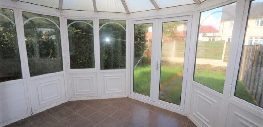 Glastonbury Road, Stretford, M32