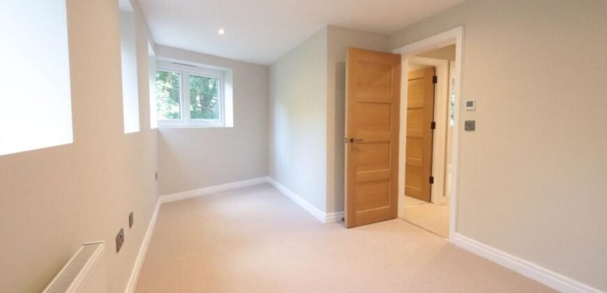 Willaston Close, Chorlton Green, M21