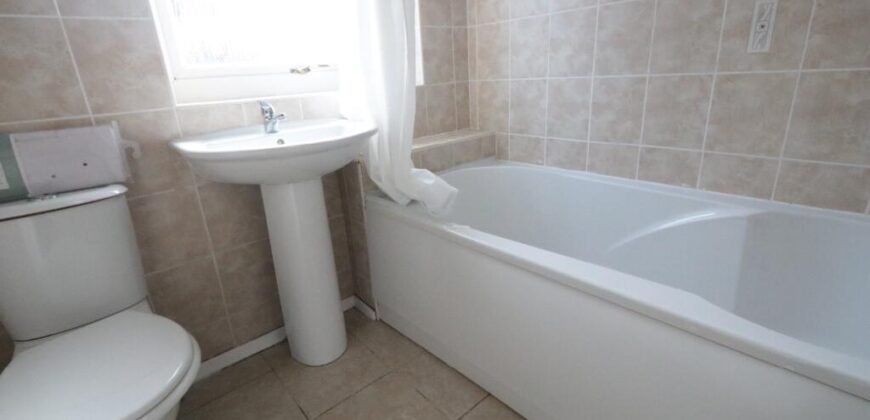 Ravenswood Road, Stretford, M32
