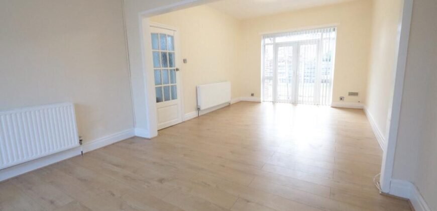 Ravenswood Road, Stretford, M32