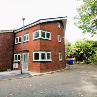 Willaston Close, Chorlton Green, M21