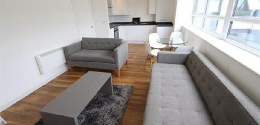Grove House, Old Trafford, M16