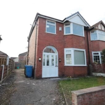 Ravenswood Road, Stretford, M32