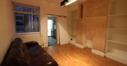 Ventnor Avenue, Sale, M33