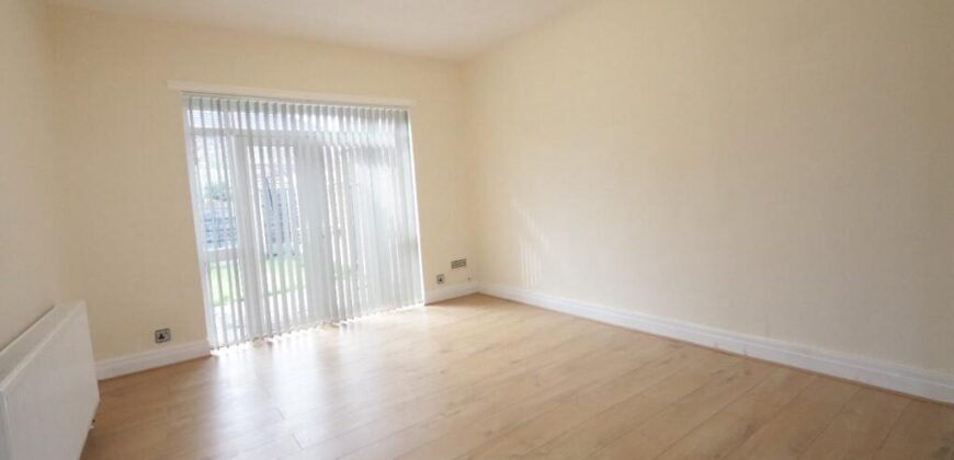 Ravenswood Road, Stretford, M32