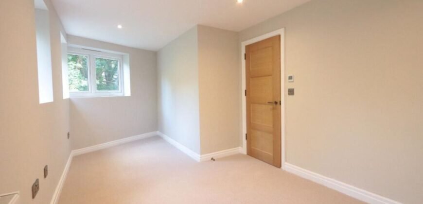 Willaston Close, Chorlton Green, M21