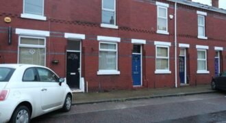Ventnor Avenue, Sale, M33